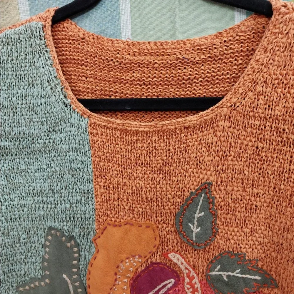 2500 Size XL Applique Decorated Poly Cotton Sweater - Picture 4 of 5